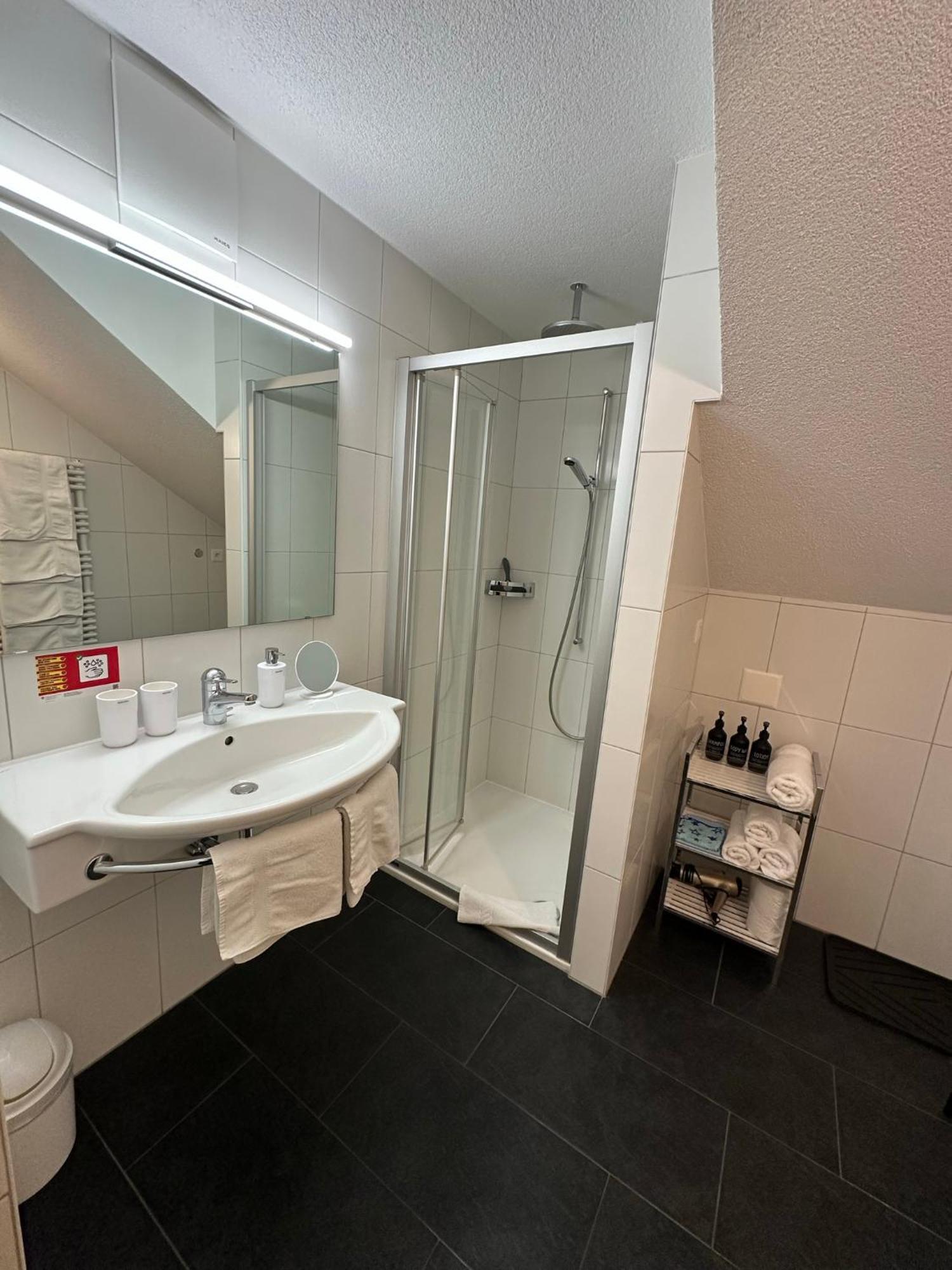 Apartment Enzian Saas-Grund Bagian luar foto